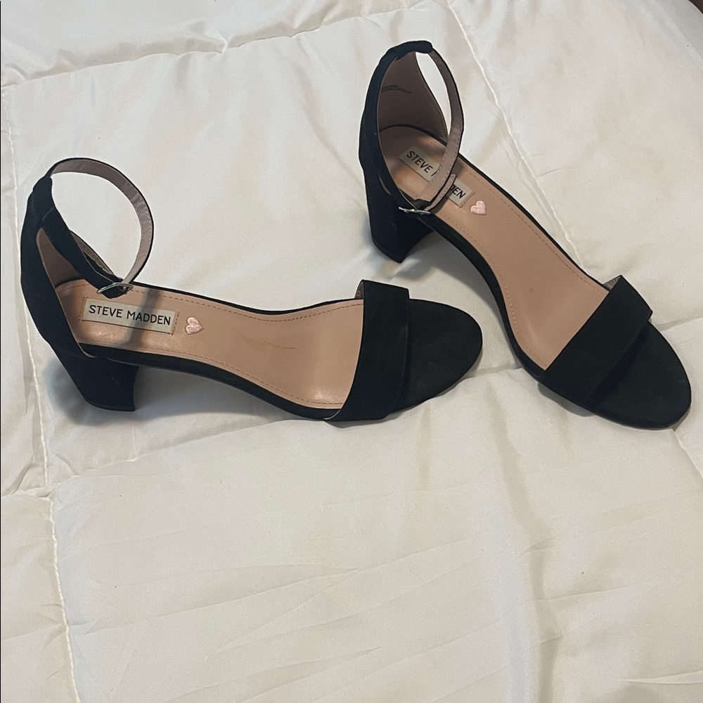 Steve Madden Elegant Black Heels size 9